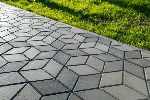 Best Professional Driveway Pavers  in Sansom Park, TX
